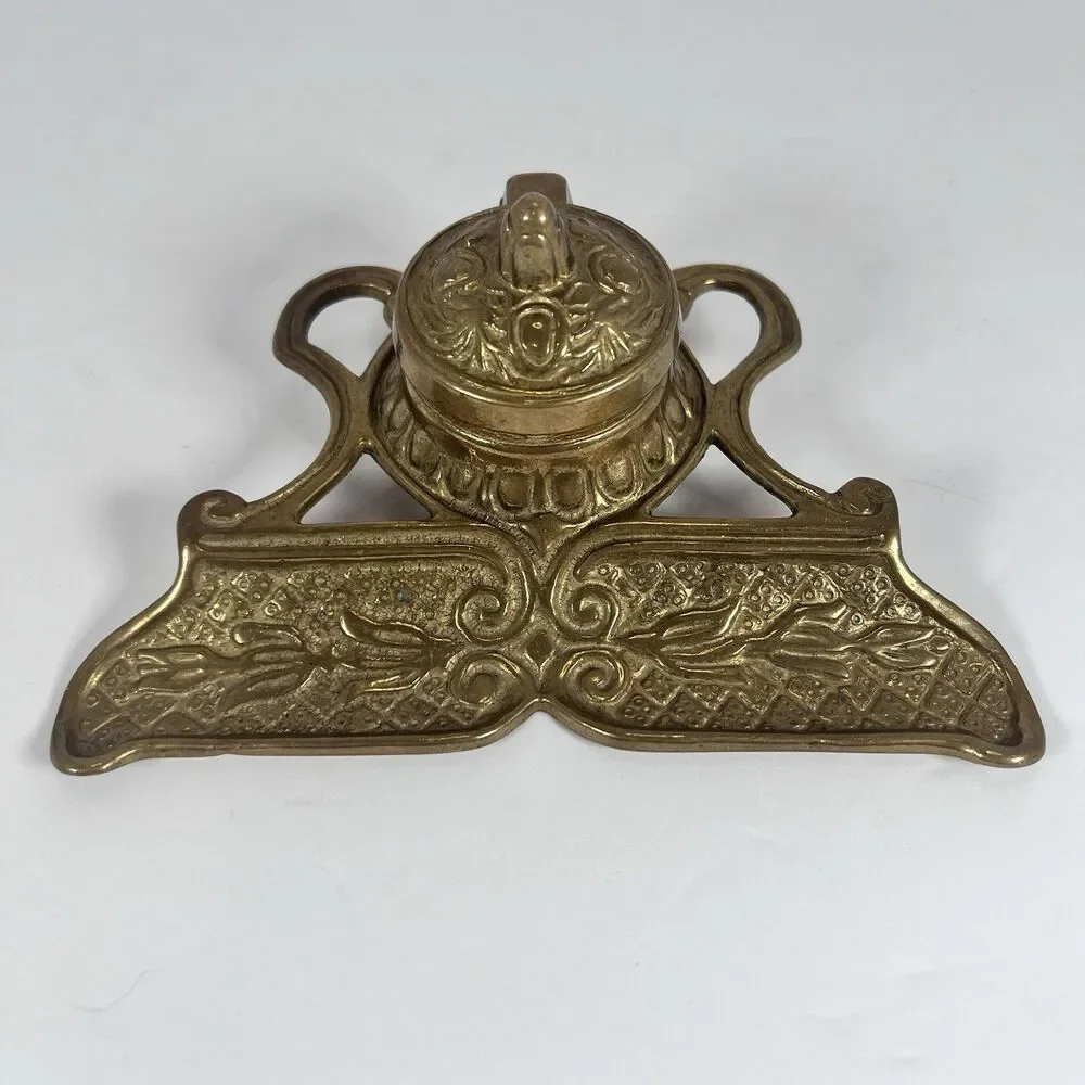 Inkwell Victorian /‎ Colonial Style Ornate Cast Solid Brass With Pen Holder